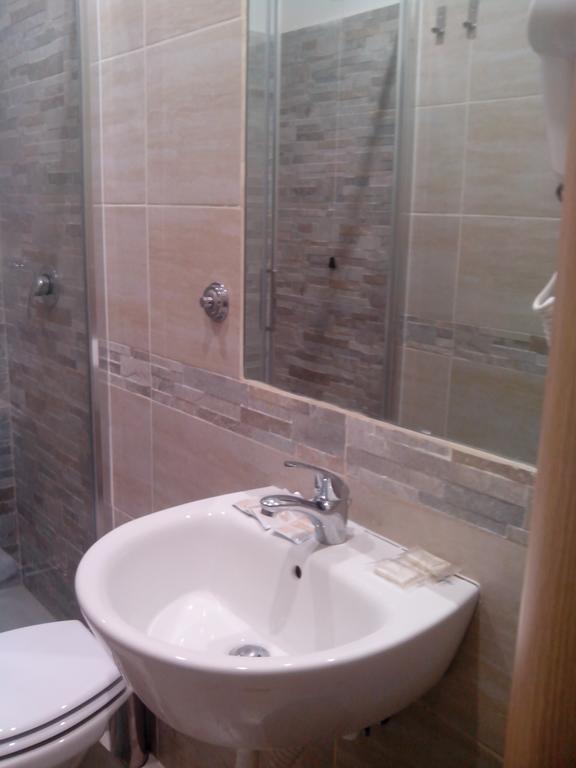 Guest House Hola Roma Екстер'єр фото