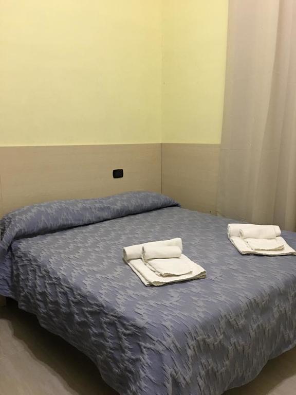 Guest House Hola Roma Екстер'єр фото