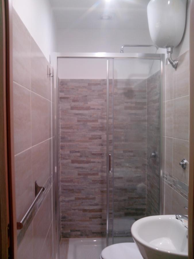 Guest House Hola Roma Екстер'єр фото