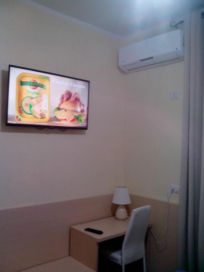 Guest House Hola Roma Екстер'єр фото