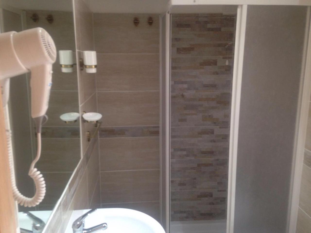 Guest House Hola Roma Екстер'єр фото